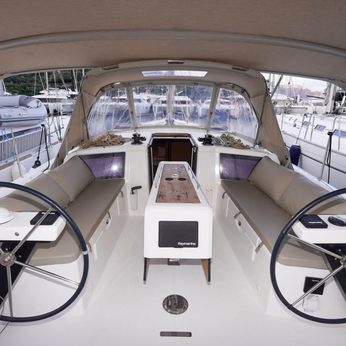 Lady D | Dufour 390 photo 18