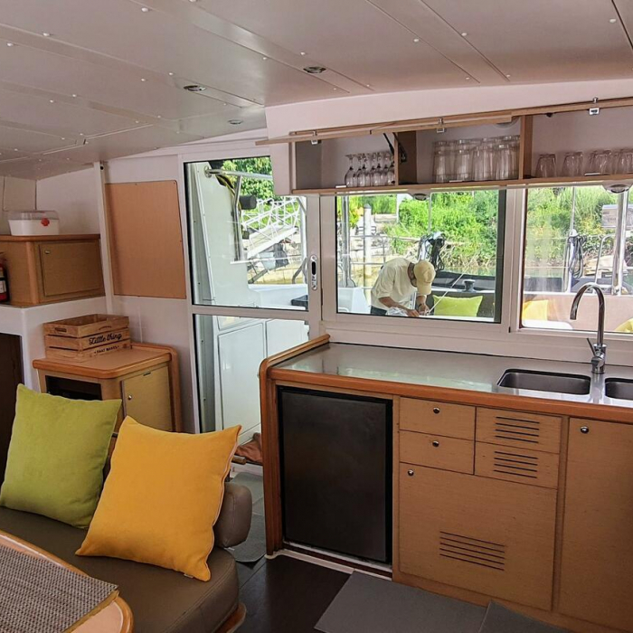 Chirouble | Lagoon 421 photo 11