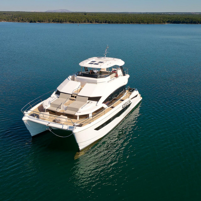 By My Side | Aquila 54 Yacht photo 10