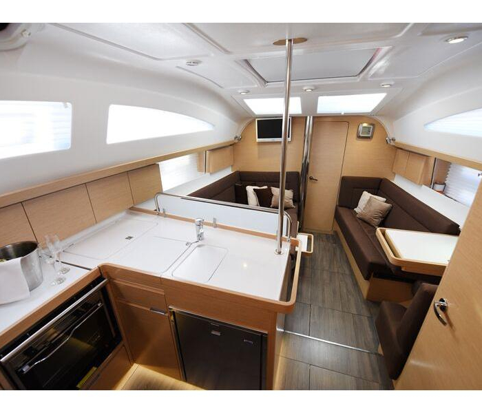 Vili - new sails 2021. | Elan 40 Impression photo 5