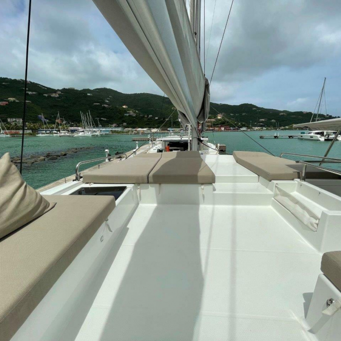 Singing Winds | Fountaine Pajot Saba 50 photo 4