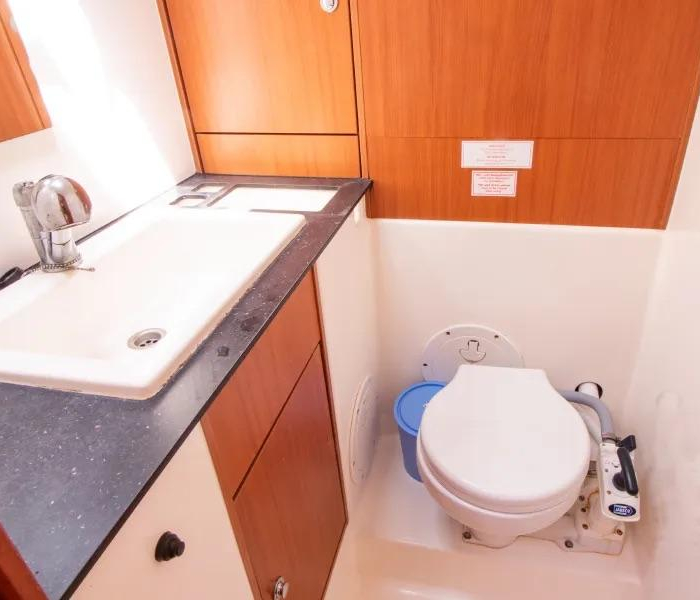 Vlassis | Bavaria 40 photo 3