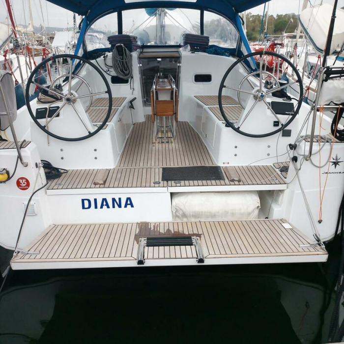 Diana | Oceanis 38 photo 2