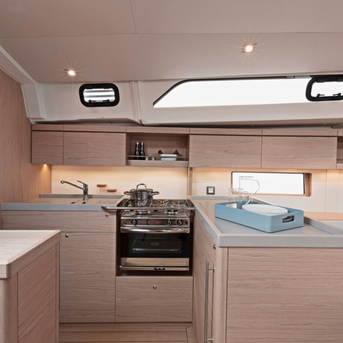 Saint Michel | Oceanis 51.1 photo 3