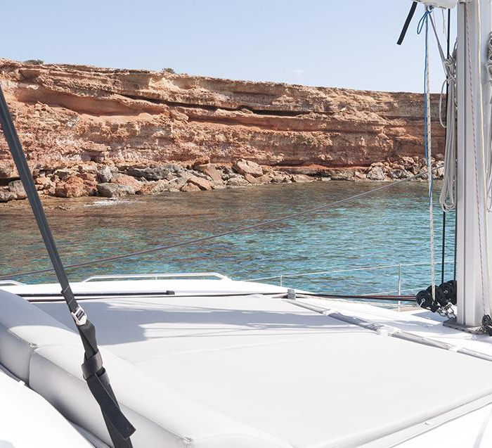 Balok | Lagoon 450 photo 4