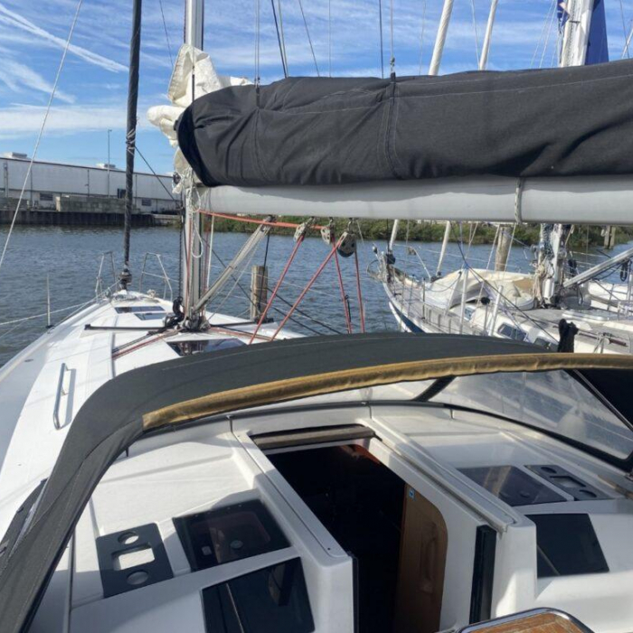 Kon-Tiki | Hanse 385 photo 2