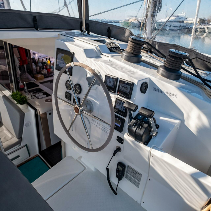 Artemis | Fountaine Pajot Isla 40 photo 79