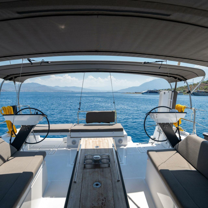 Gusto 7 | Dufour 470 photo 15