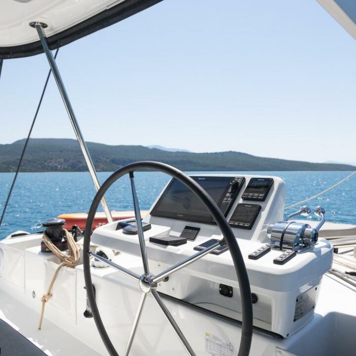 Aranel | Lagoon 51 photo 19