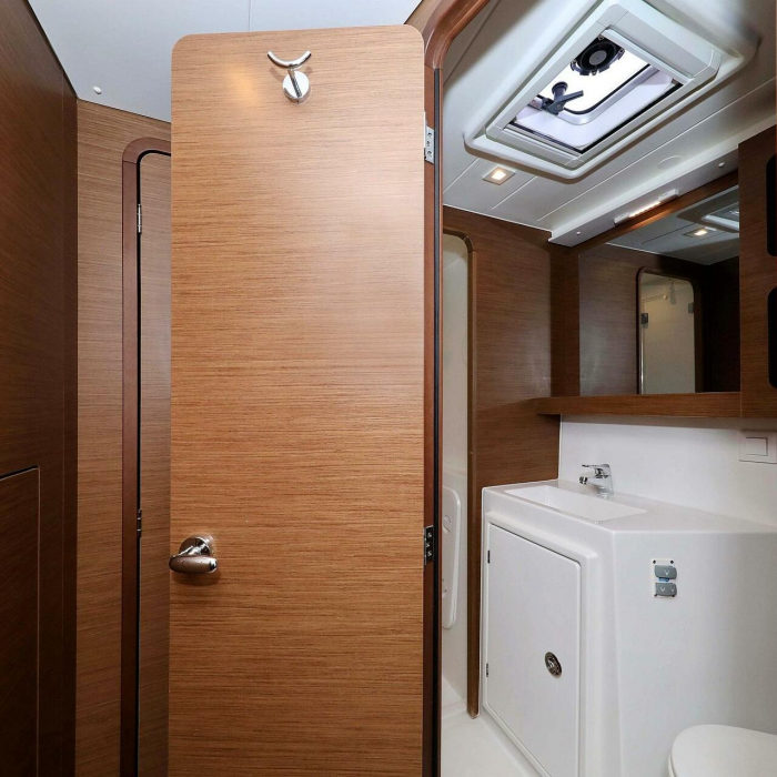 Best Friends I | Lagoon 42 photo 10