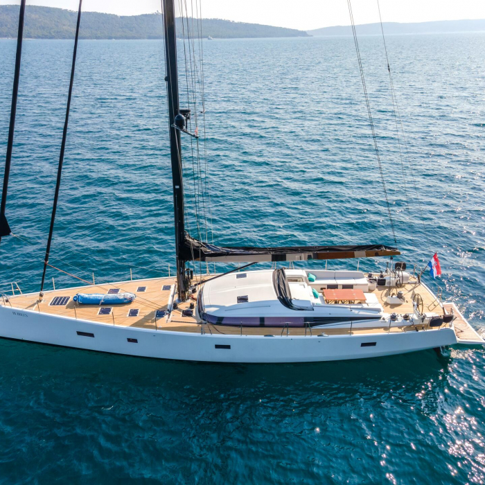 Bubbles | CNB 76 photo 5