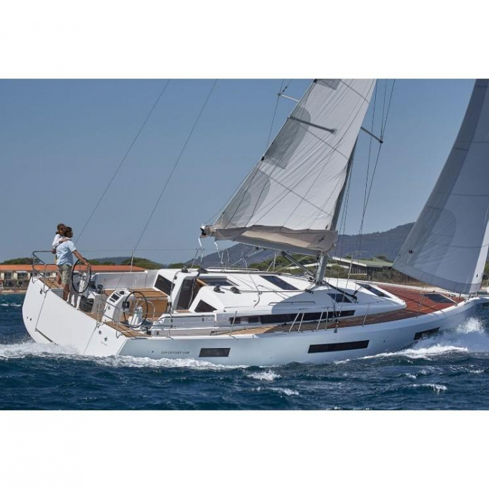 Aurelia | Sun Odyssey 440 photo 1