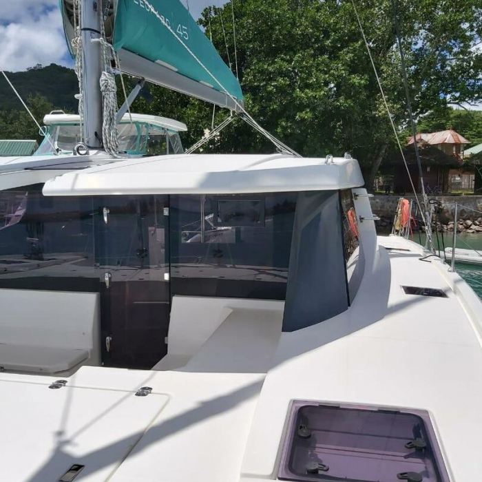 La Pelosa II | Leopard 45 photo 4