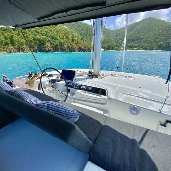 Maryna | Lagoon 46 photo 13