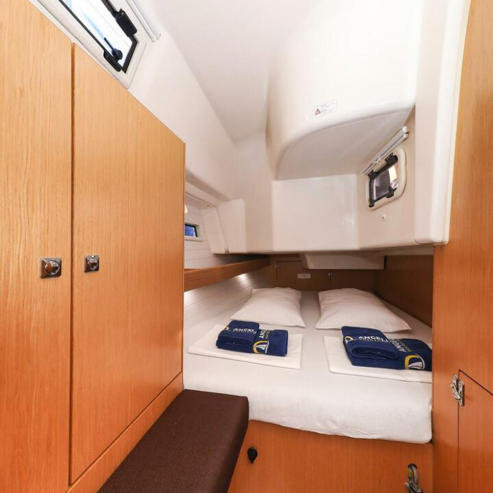 Lady One | Bavaria Cruiser 34 photo 13