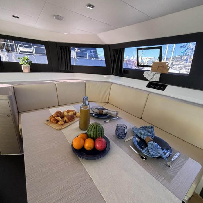 Siente El Mar | Dufour 48 Catamaran photo 6