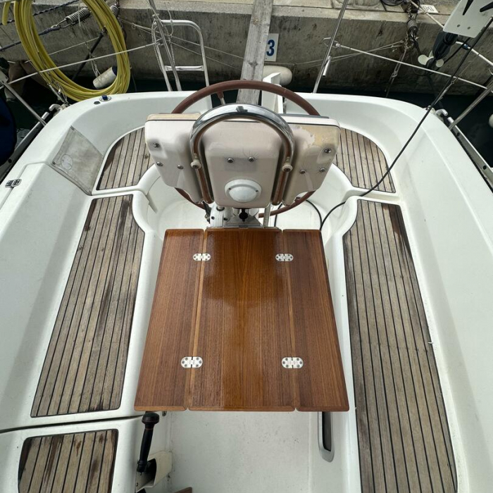 Cassiopea | Oceanis 323 Clipper photo 7