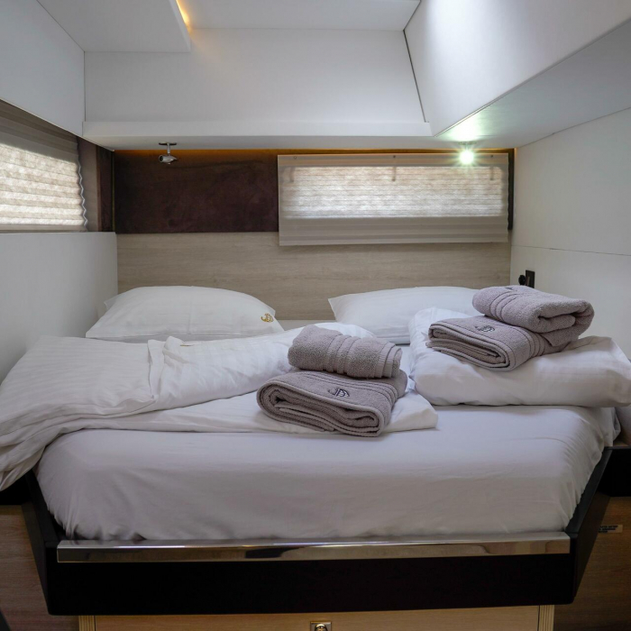 Manaphy | Leopard 45 photo 40