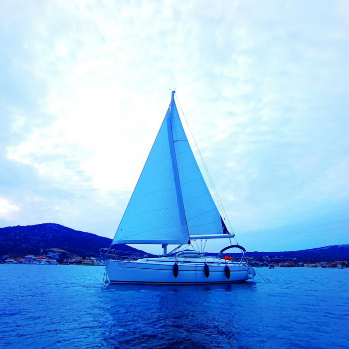 Ra | Bavaria 38 photo 5