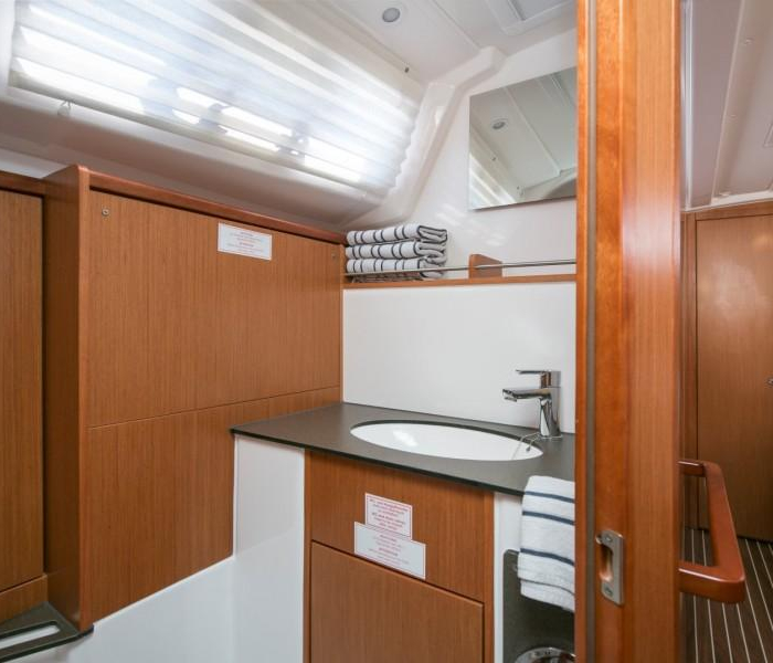 Alani | Bavaria Cruiser 37 photo 16