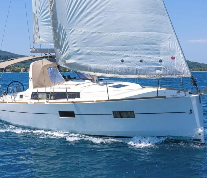 Epicteto | Oceanis 38 photo 2