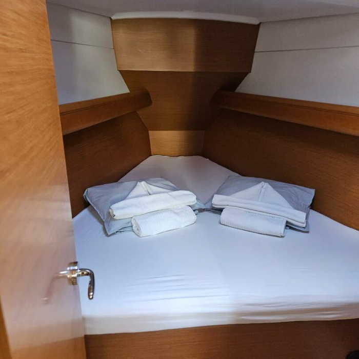 Imagine | Sun Odyssey 389 photo 11