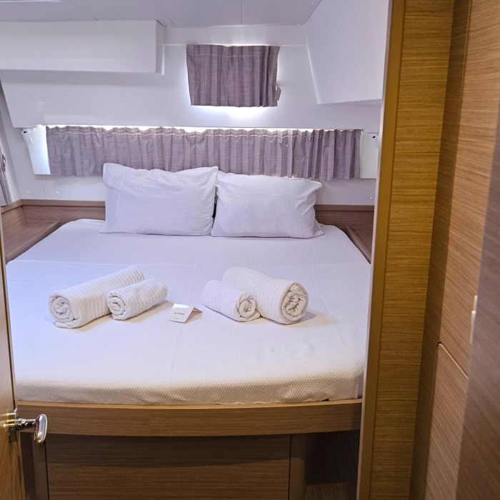 Mare | Lagoon 42 photo 4