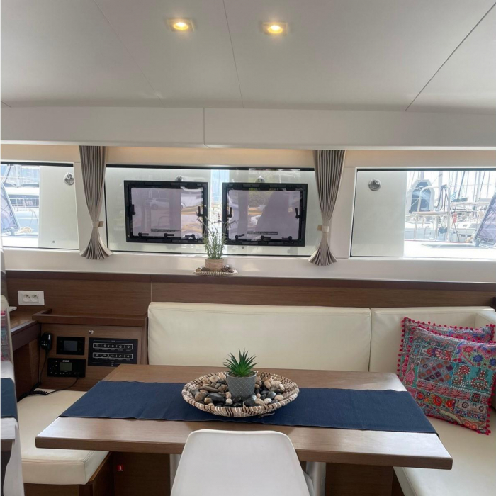 Catalina | Lagoon 40 photo 13