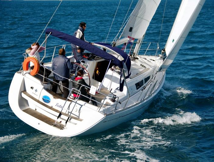 Mala | Sun Odyssey 36i photo 1