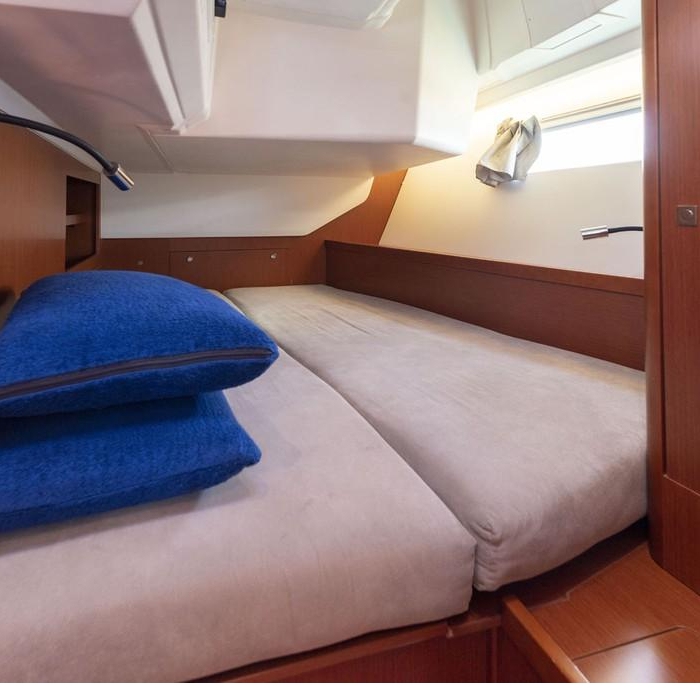 Avalon | Oceanis 45 photo 15