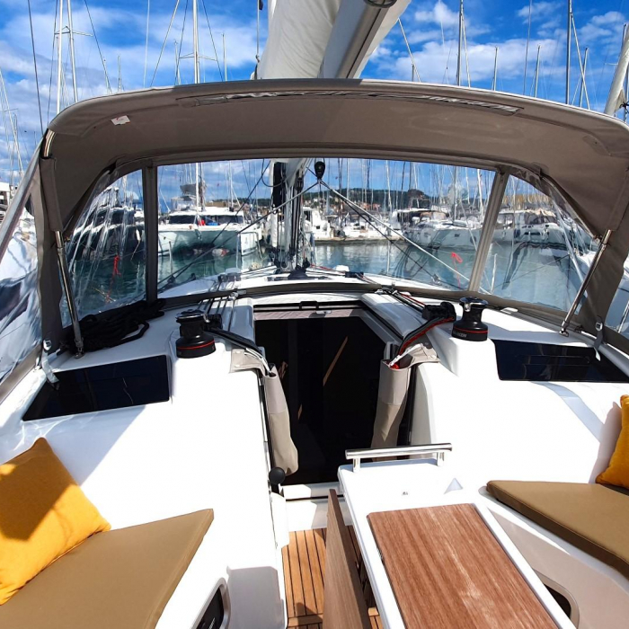 Breeze | Oceanis 37.1 photo 3