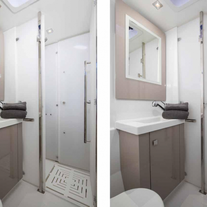 Follow the Sun | Fountaine Pajot Astrea 42 photo 8