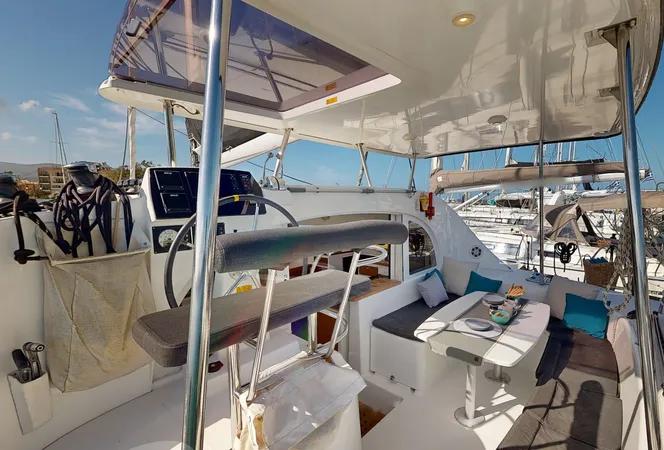 Why Knot | Lagoon 380 S2 photo 7