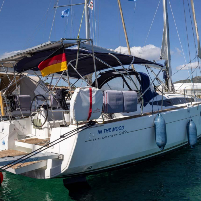 In The Mood | Sun Odyssey 349 photo 4