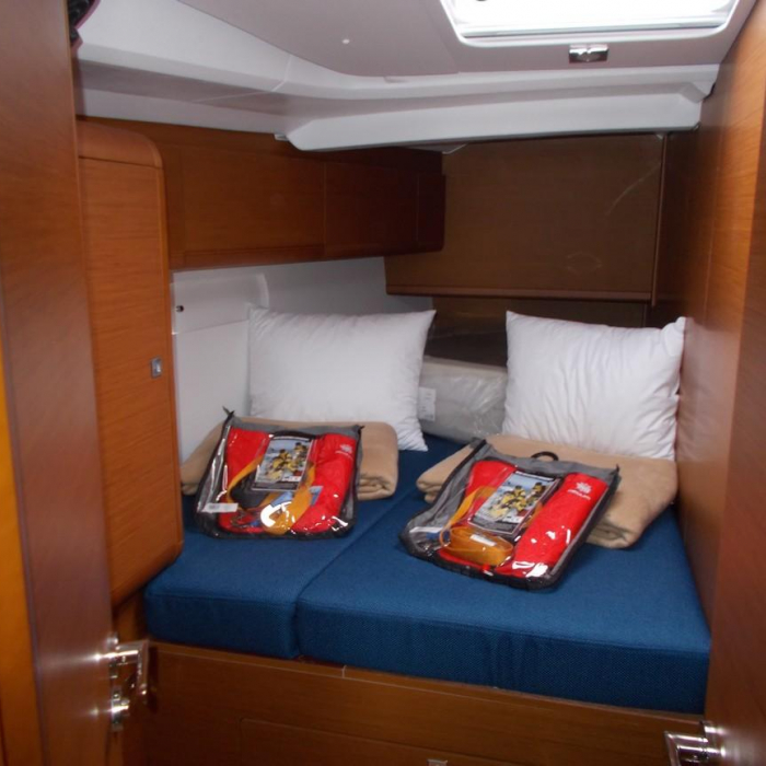 In A Silent Way | Sun Odyssey 519 "In A Silent Way" photo 14