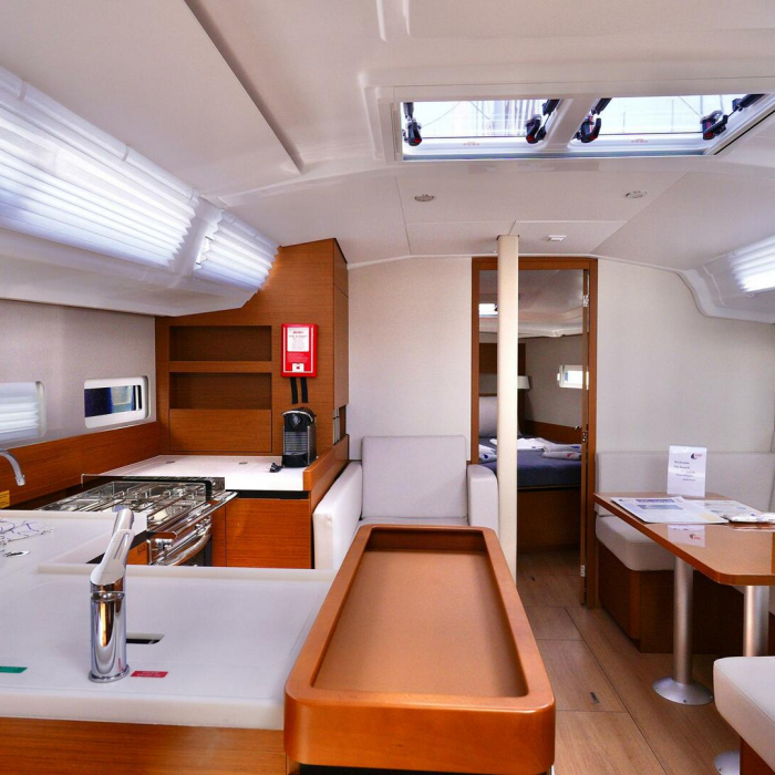 Sail Me | Sun Odyssey 410 photo 15