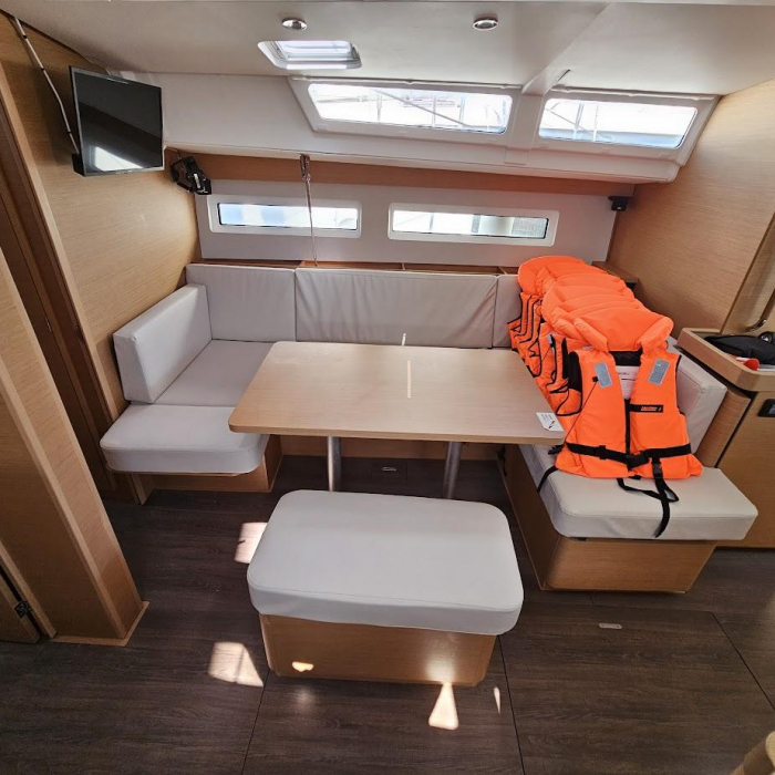 Luna | Sun Odyssey 490 photo 4