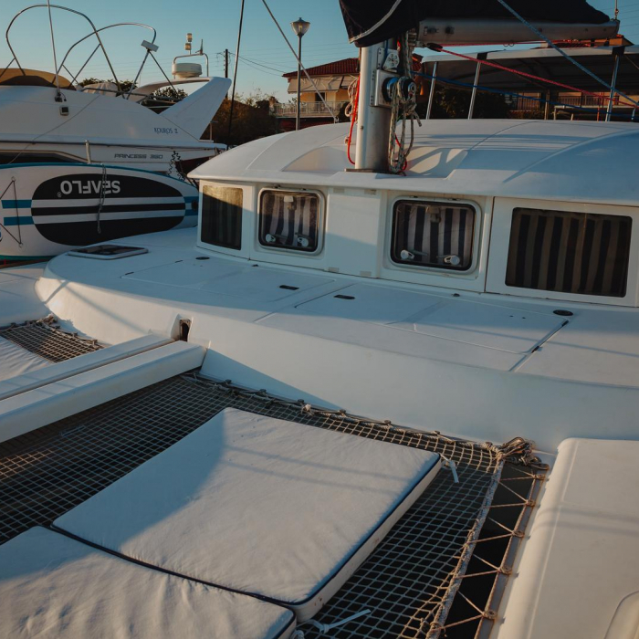 Caramela | Lagoon 380 photo 6