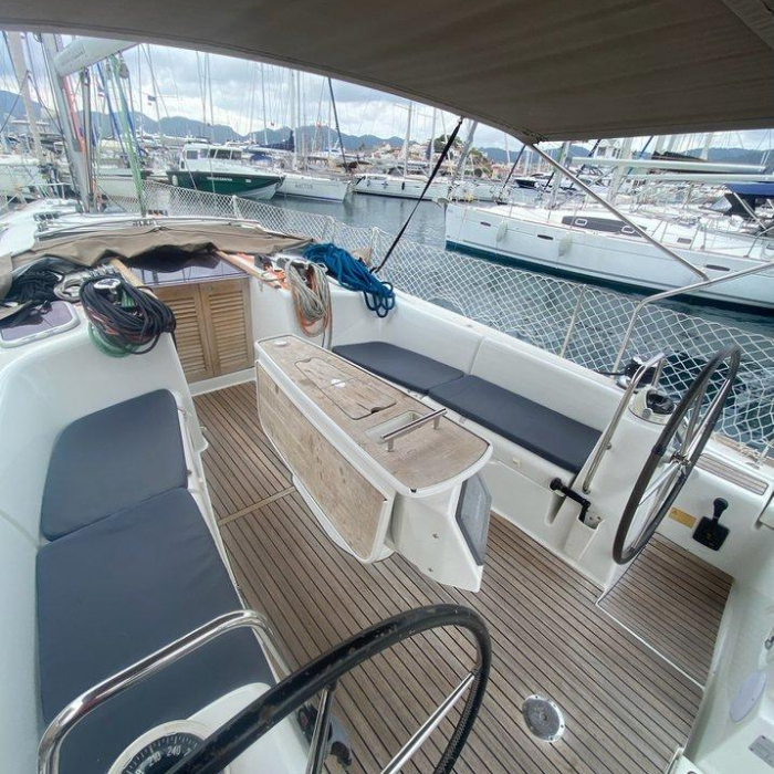 Rhapsody | Oceanis 43 photo 6