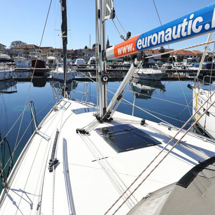 Feeling Good | Bavaria Cruiser 34 photo 6