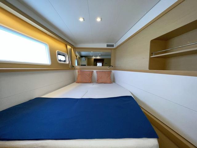 Mariano | Lagoon 450 Flybridge photo 6