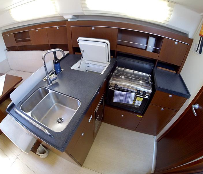 Ariel | Hanse 385 photo 10