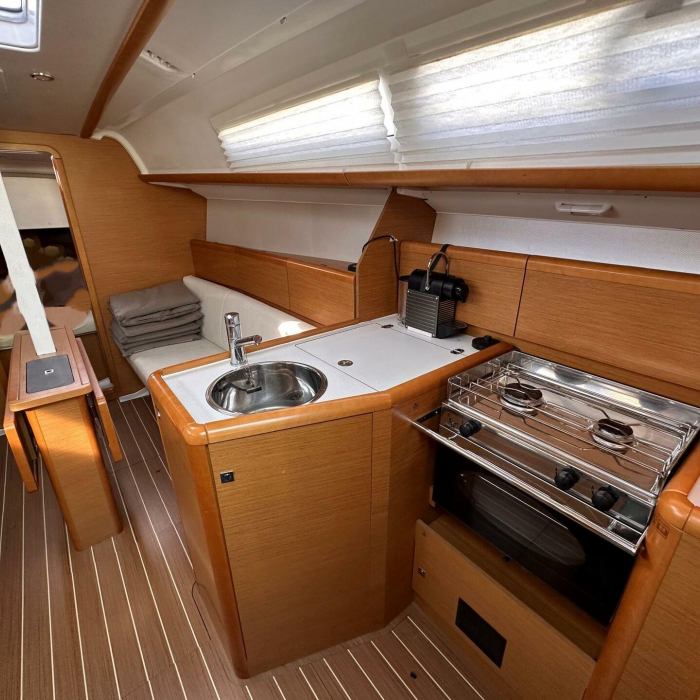 Cosma | Sun Odyssey 33i photo 27