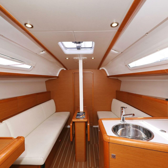 Cosma | Sun Odyssey 33i photo 34