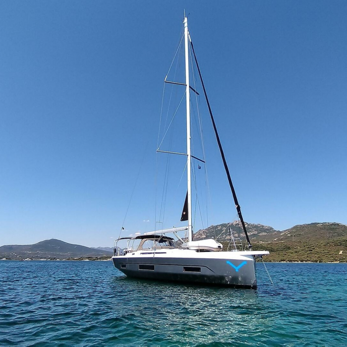 Weasley | Dufour 470 photo 1