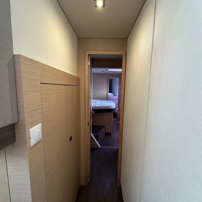 Isla | Fountaine Pajot Isla 40 photo 76