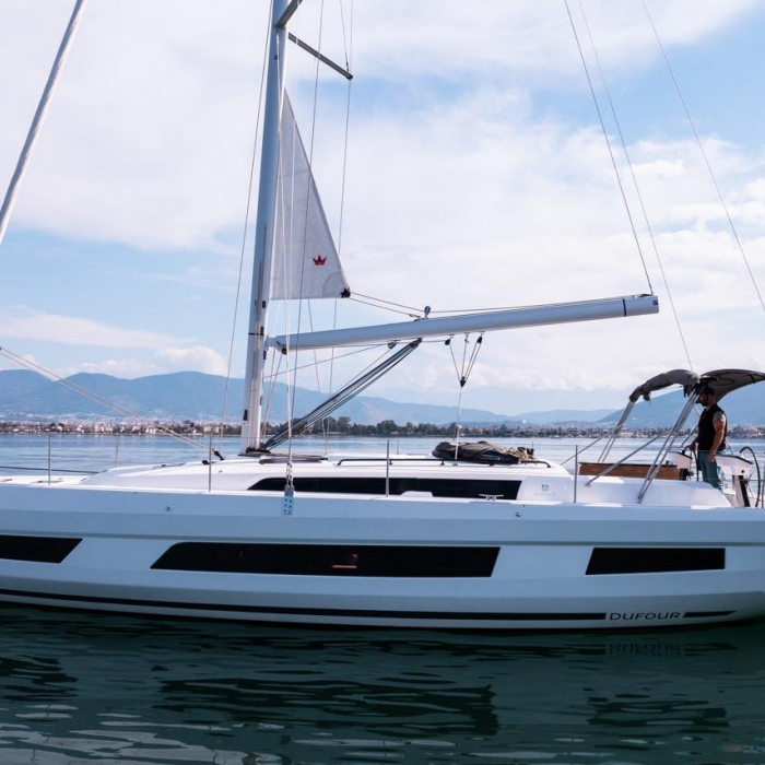 LOS ANGELES | Dufour 41 photo 2