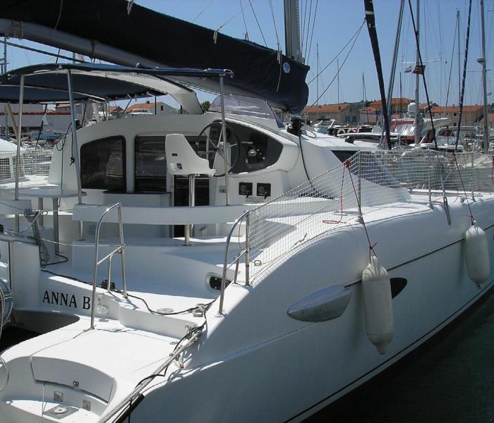 Mrs. Brightside | Lavezzi 40 photo 1