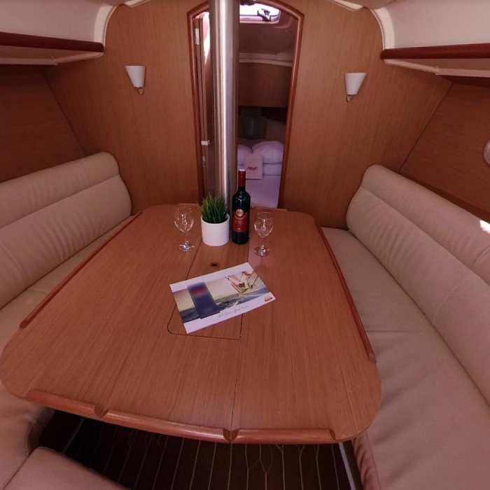 Ristretto 2 | Sun Odyssey 32i photo 6