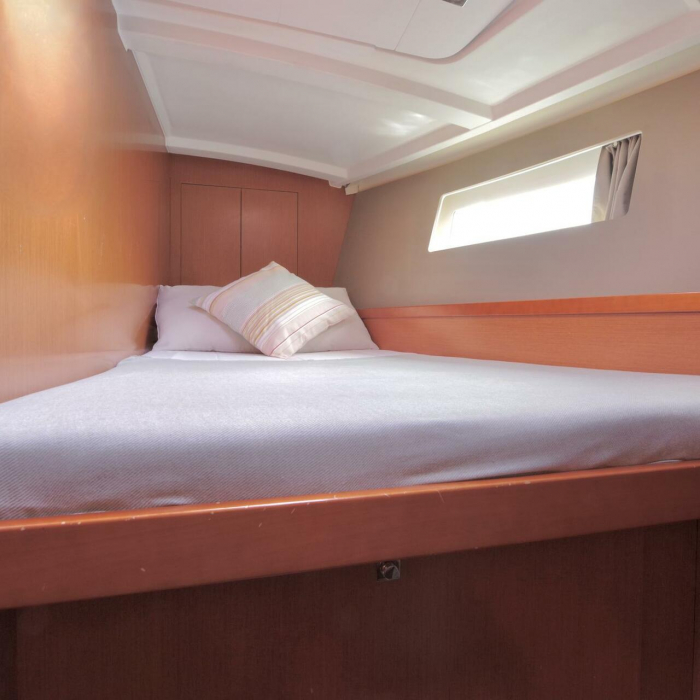 Gaia | Oceanis 45 photo 6